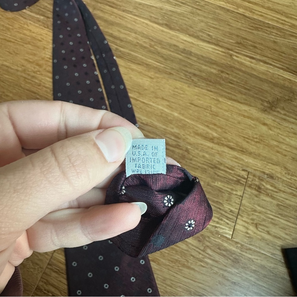 BURMA BIBAS 100% Silk Burgundy‎ Tie - Picture 3 of 4